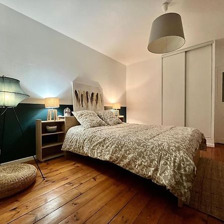 Appartement - Centre Ville Historique - Avec Vue Aurillac Buitenkant foto