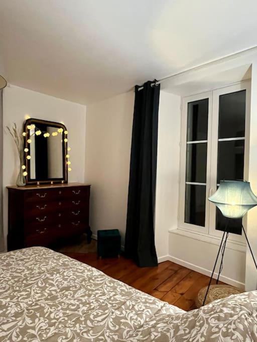 Appartement - Centre Ville Historique - Avec Vue Aurillac Buitenkant foto