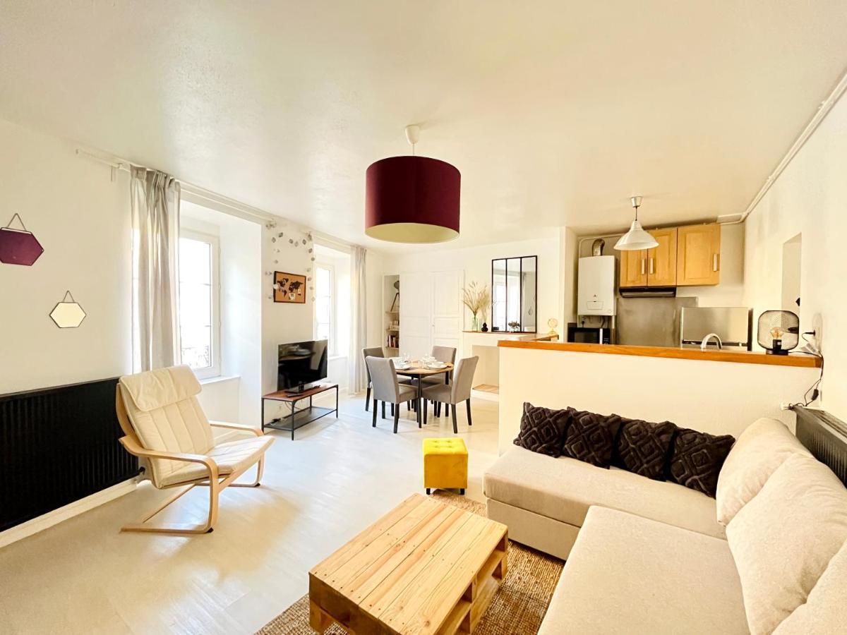 Appartement - Centre Ville Historique - Avec Vue Aurillac Buitenkant foto